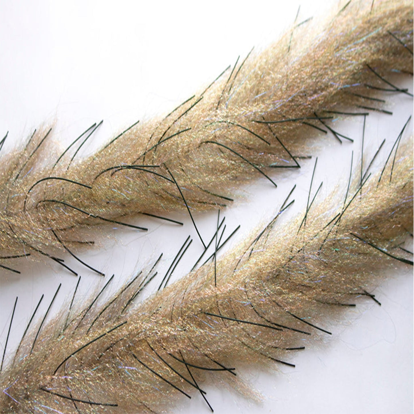Lively Leg Streamer Brush 3" - Sale