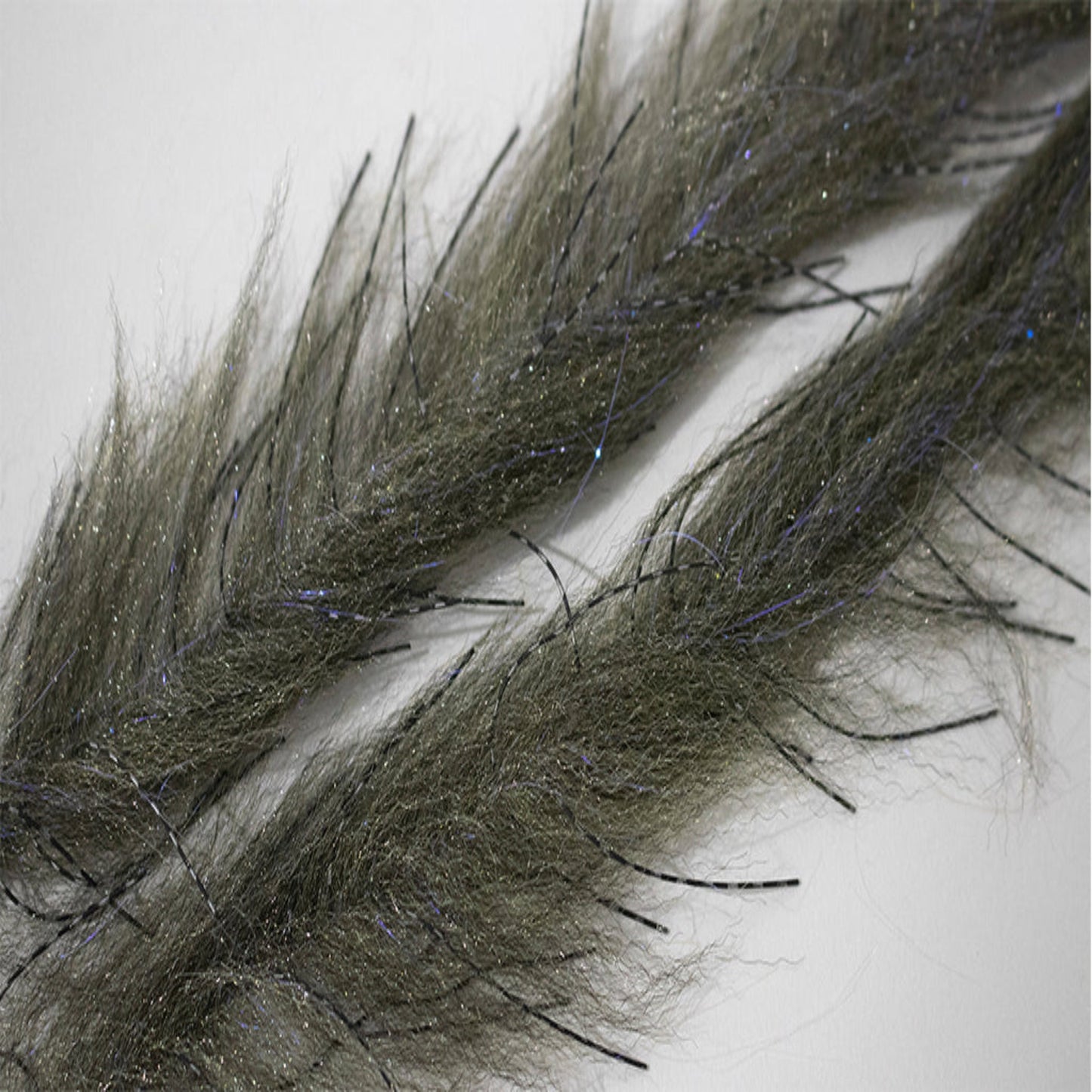 Lively Leg Streamer Brush 3" - Sale